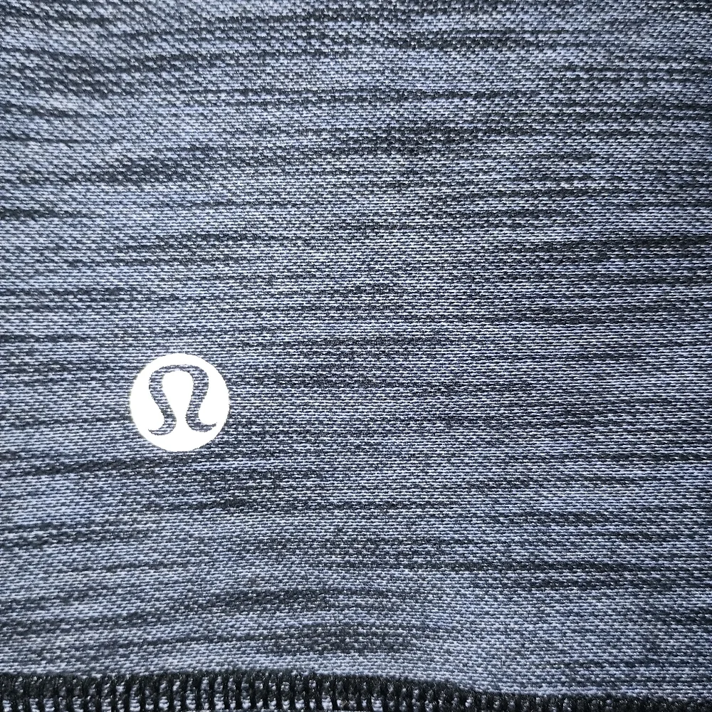 Lululemon Athletica Gray and Black Zip-Up Sweatshirt 8‎